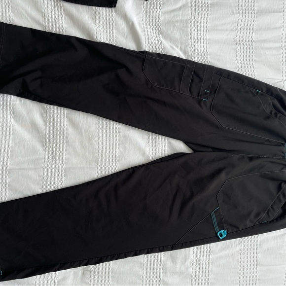 Carhartt scrub set Cross Flex Cargo Pant Medium Petite V Neck - Picture 9 of 16